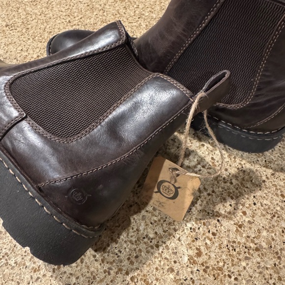 Born Dark Brown Leather Men's Boots 10.5 - Picture 7 of 11